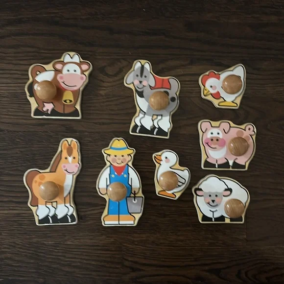 Melissa & Doug Farm Animals Jumbo Knob Wooden Puzzle - Picture 3 of 4